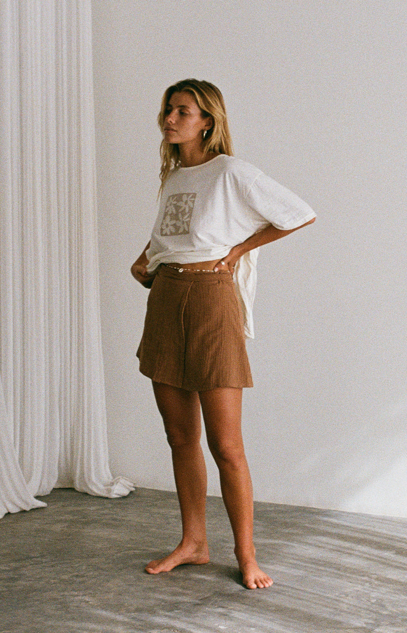 Flora Tee Natural