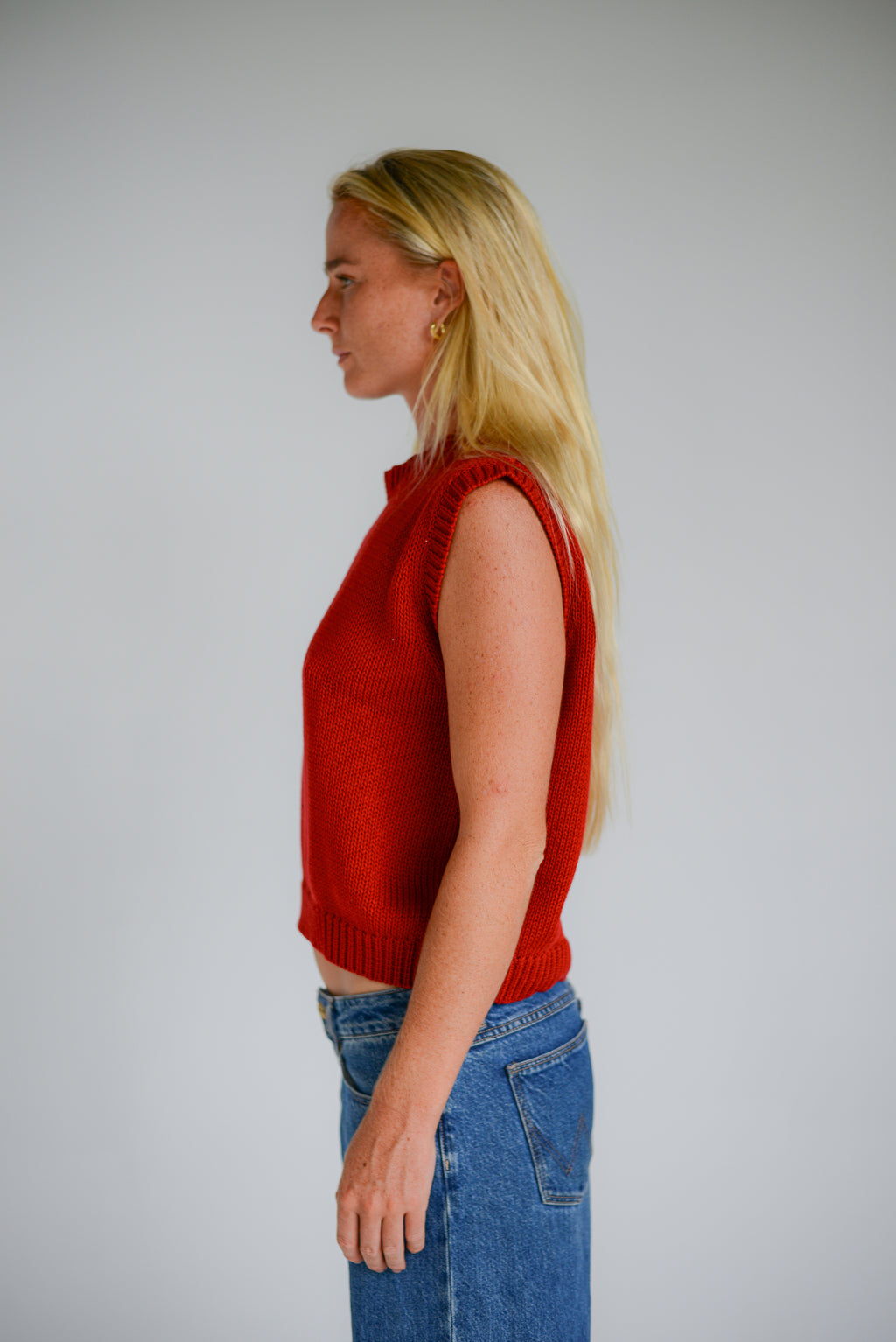 Cecilia Knit Vest Cherry