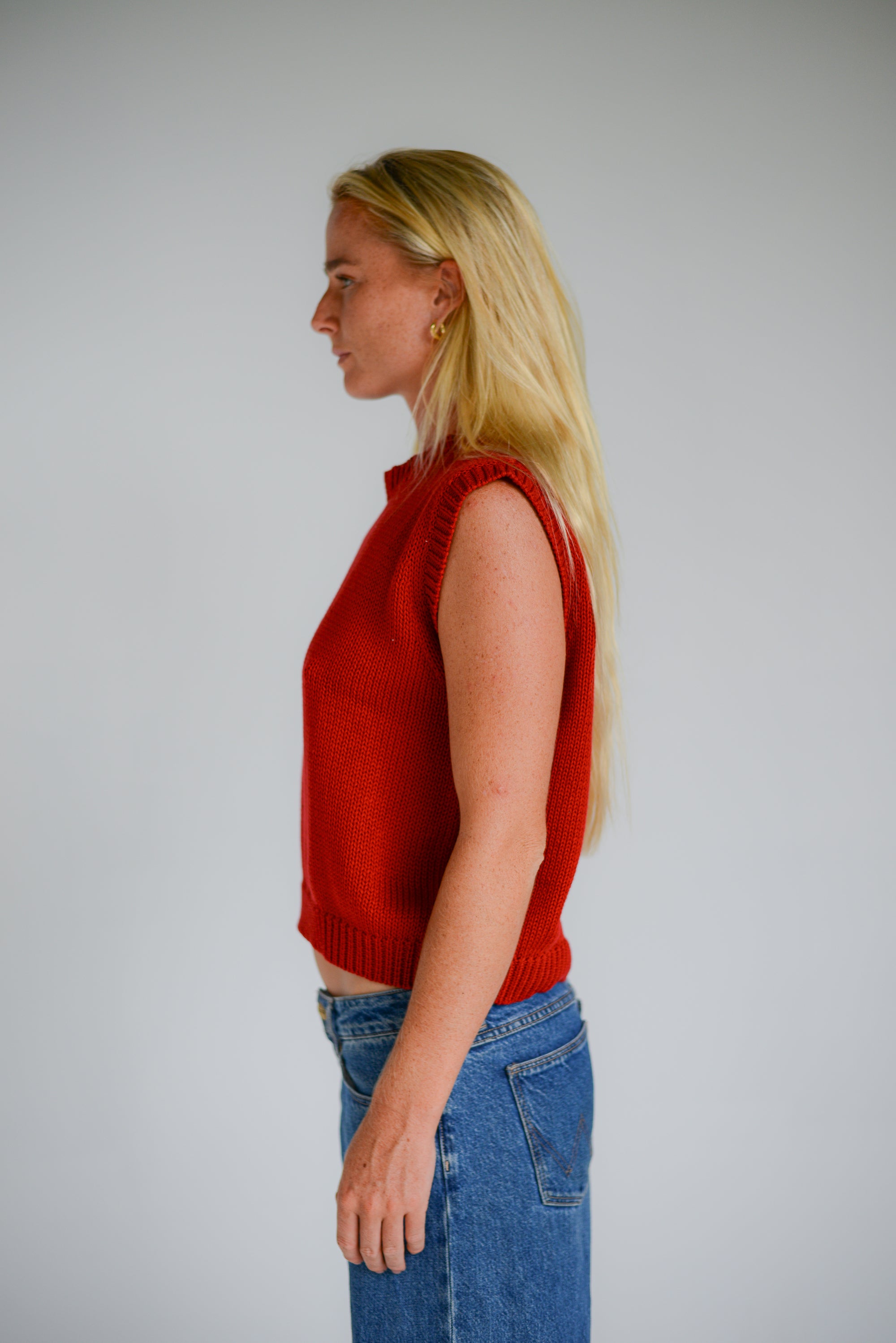 Cecilia Knit Vest Cherry